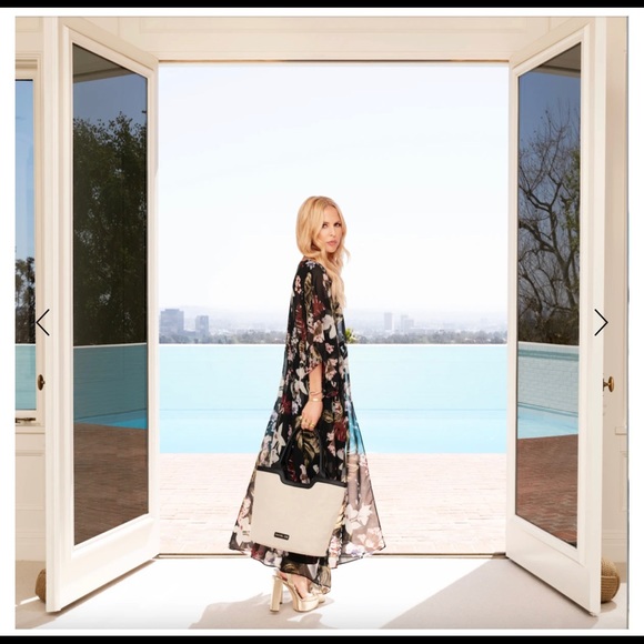 RACHEL ZOE Capri Tote Natural canvas
Vegan leathe - Picture 3 of 4